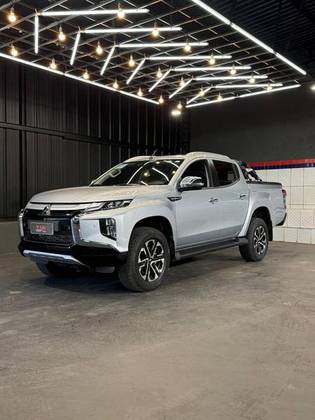 MITSUBISHI TRITON 2.4 BITURBO DIESEL CD HPE-S 4X4 AUTOMÁTICO